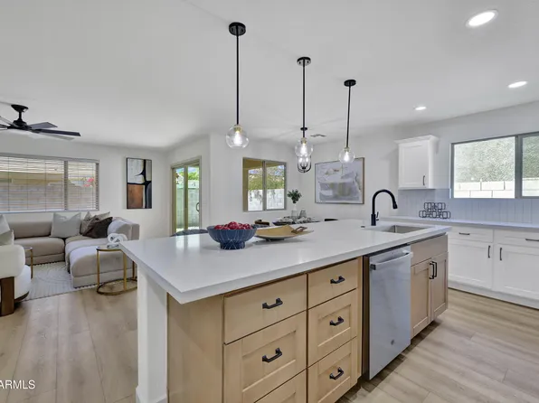 242 N 102ND Place, Mesa, AZ 85207