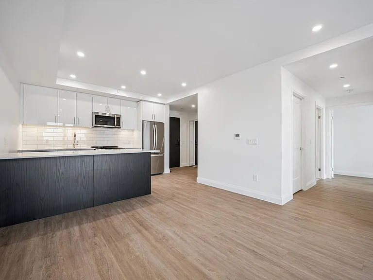 410 Westhaven St — Photo 100