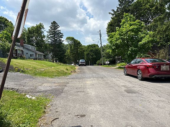 4th image of 180 Mountainview Ave