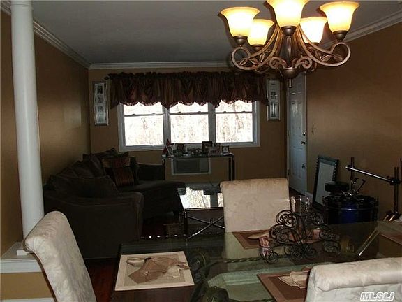 3rd image of 40 W 4th St APT 40
