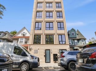 105 Hawthorne St #4A, Brooklyn, NY 11225