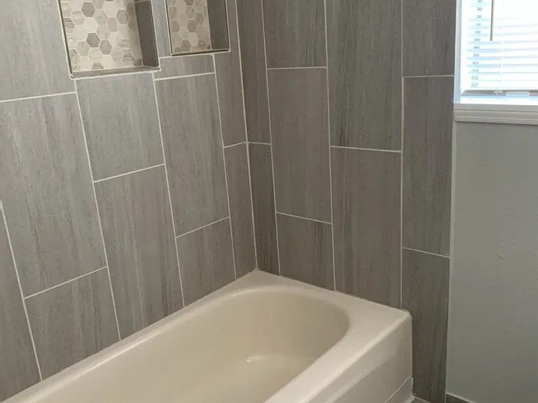 3716 Bryn Mawr Dr NE #A — Photo 8