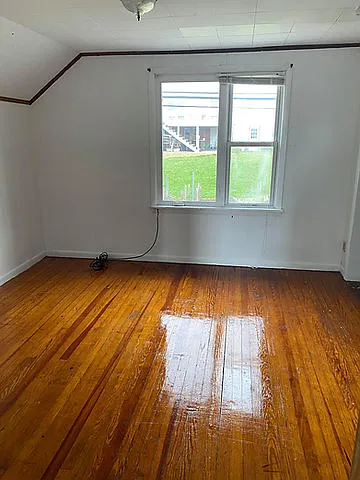 35 Stoyer St — Photo 12