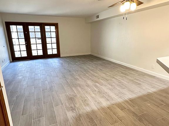 3rd image of 2201 W Union Hills Dr Unit 104