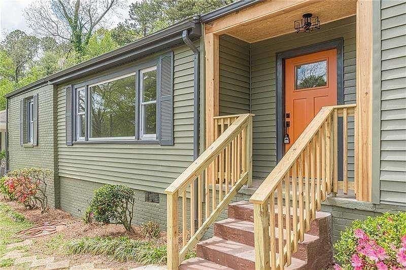 1st image of 525 Rosemont Dr