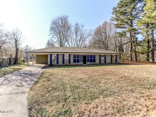 5741 Caroline Dr, Horn Lake, MS 38637