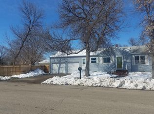 1302 4th Ave SW, Aberdeen, SD 57401