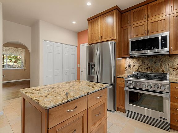 3rd image of 11532 Occidental Road