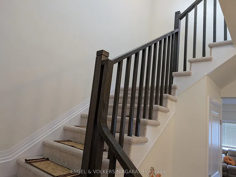 7330 Marvel Dr — Photo 8