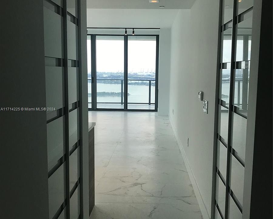 1st image of 650 NE 32nd St Unit 2107