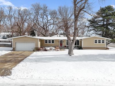 939 S 89th St, Omaha, NE, 68114