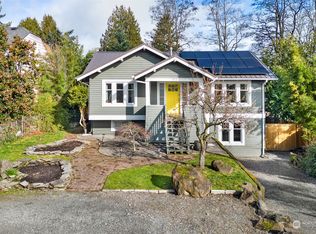 712 N 117th St, Seattle, WA 98133