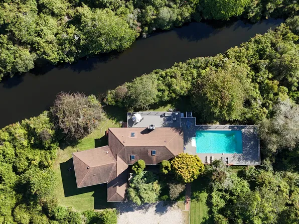 (undisclosed Address), Montauk, NY 11954