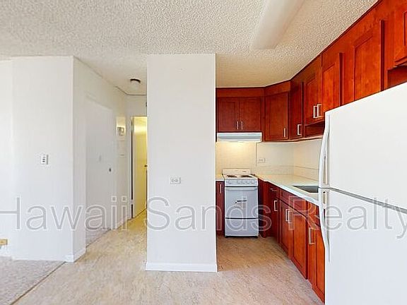 2nd image of 2637 Kuilei St APT A103