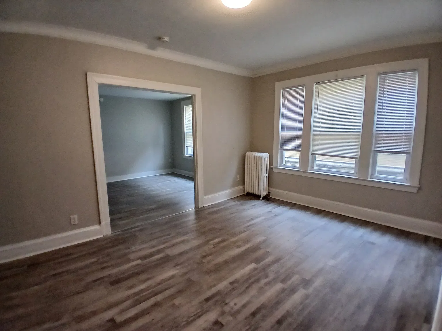 3 bed, 1168 sqft, $2,000 — Photo 3