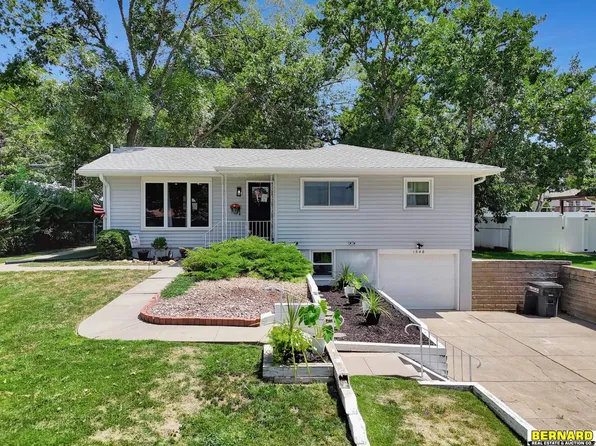 1548 N 11th St, Nebraska City, NE 68410