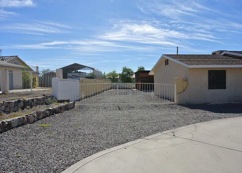 2nd image of 3270 Hassayampa Dr