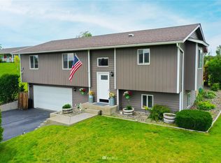 324 Omak River Rd, Omak, WA 98841