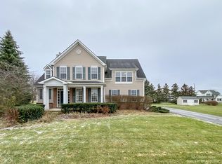 9017 Sundance Trl, Dexter, MI 48130