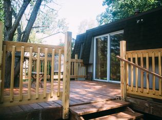 9948 Kress Rd, Pinckney, MI 48169