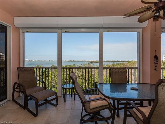 3rd image of 269 Vintage Bay Dr Unit 14