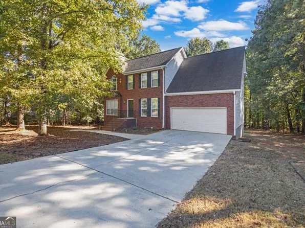 1004 Crown River Pkwy, McDonough, GA 30252