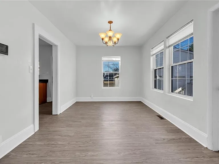 8411 Chesapeake Blvd — Photo 12