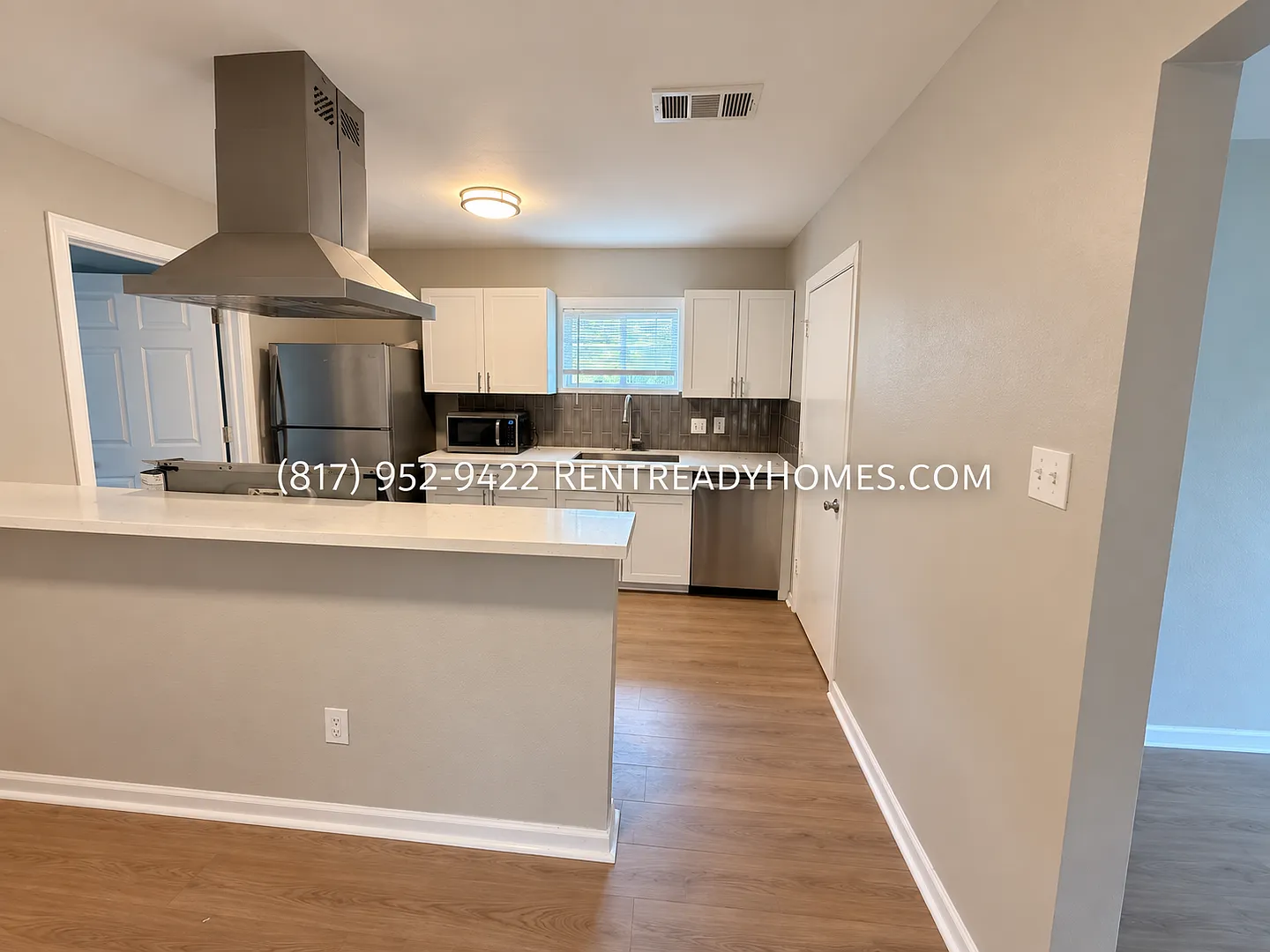 6534 Myrtle St — Photo 2