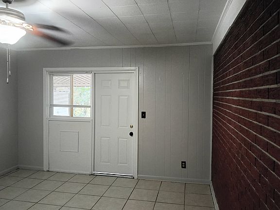 4th image of 1708 W 24th St