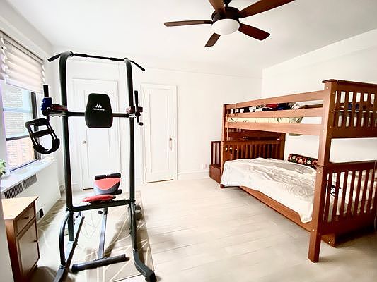 1st image of 209 W 104th St #2