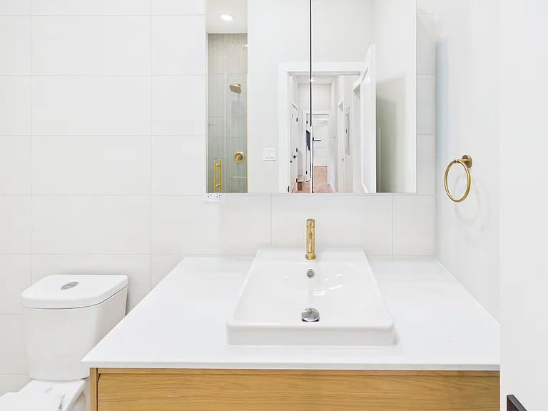 2236 W Cermak Rd #1R — Photo 36