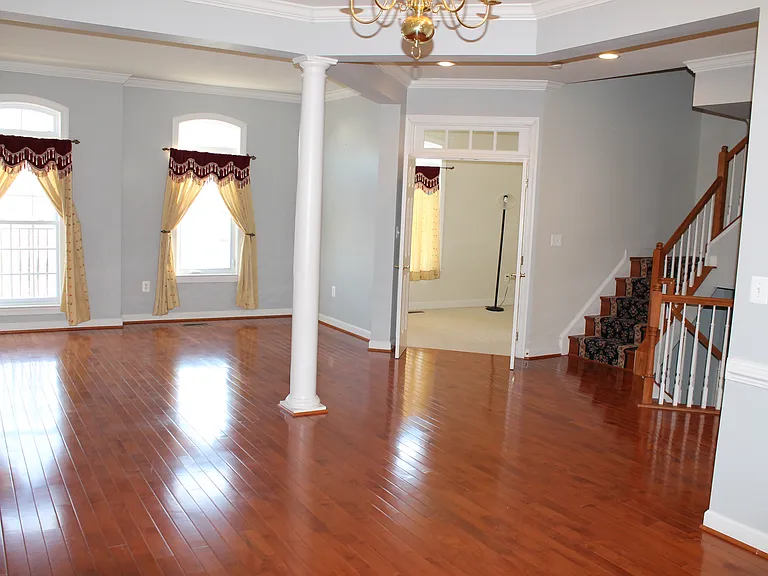 24907 Earlsford Dr — Photo 34