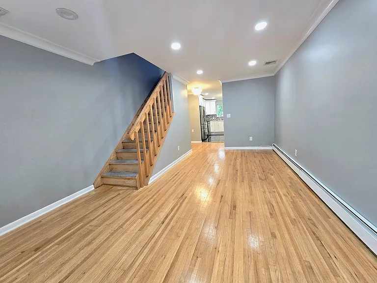174 Palisade Ave #109 — Photo 7