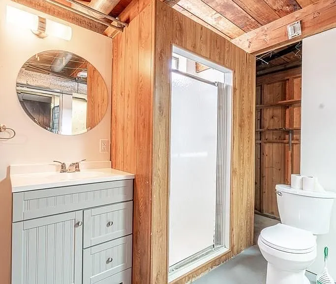 328 Melrose Dr — Photo 23