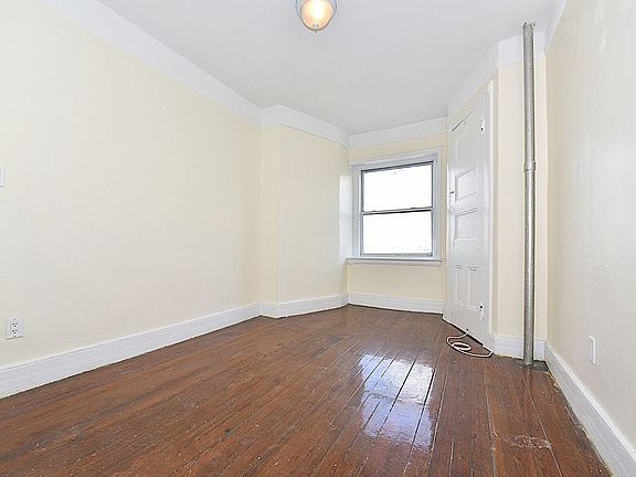 4th image of 76 India St APT A22