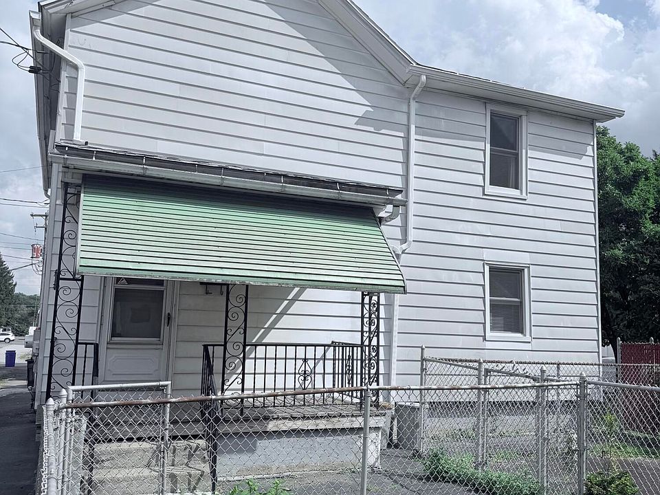 1st image of 208 E Noble St