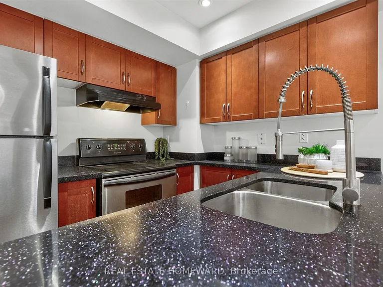 21 Earl St #115 — Photo 8