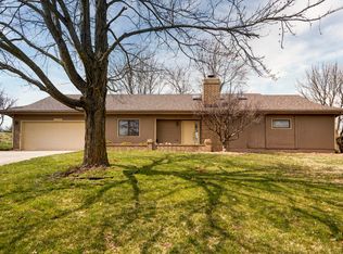 1391 N Cooper Blvd, Springfield, MO 65802