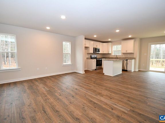 3rd image of 423 Amick Rd #Aw2