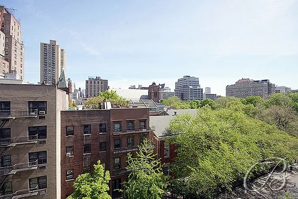 Sold by Bellmarc Realty | media 20