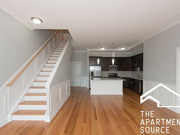 3rd image of 520 N Western Ave #4C