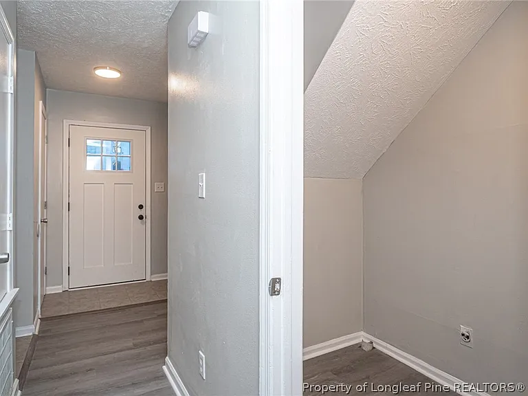 5717 Aftonshire Dr — Photo 6