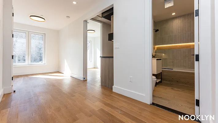 Rented by Nooklyn NYC LLC | media 1