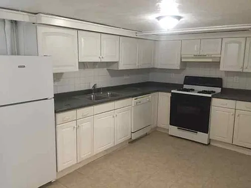 161 Putnam Ave Photo 1