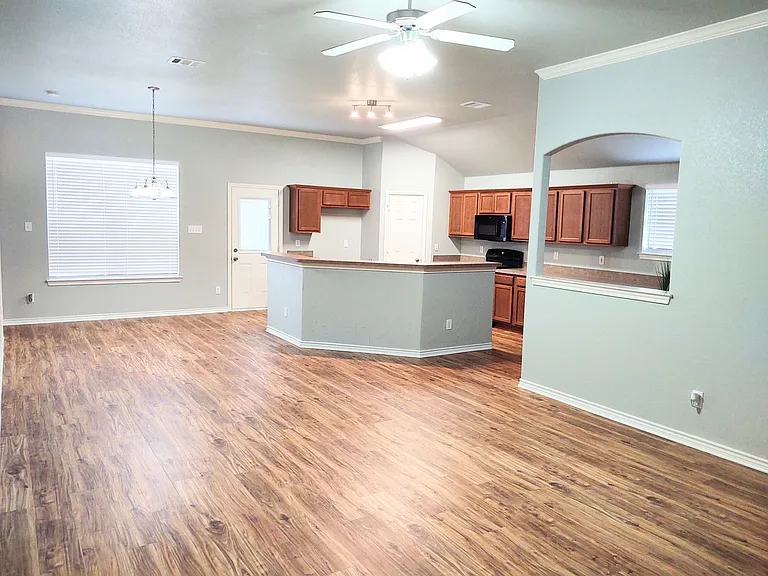 3024 Lake Side Dr — Photo 19