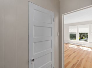 112 E 4th St APT 12, Aberdeen, WA 98520
