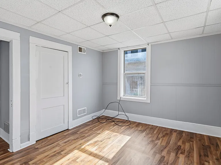 921 15th Street — Photo 5