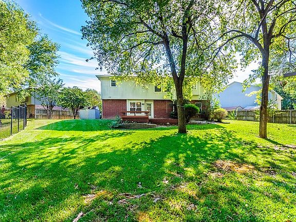 4th image of 3622 Creekstone Ct