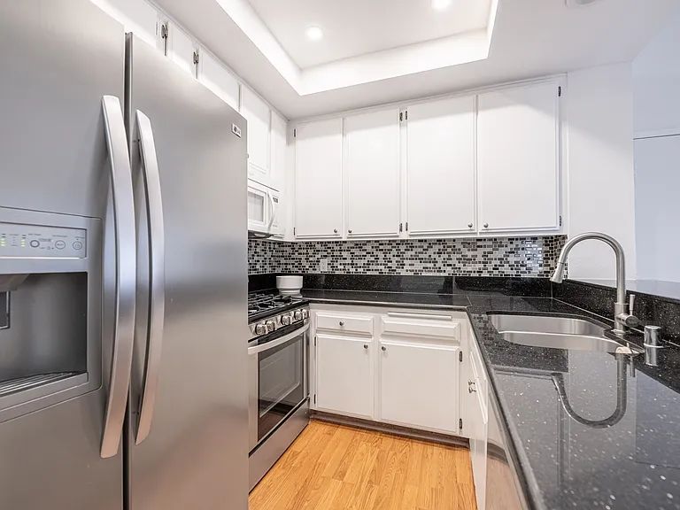 7225 Shoup Ave #17 — Photo 15