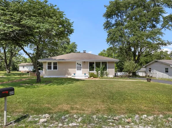 409 Edgewood Dr, Belleville, IL 62223
